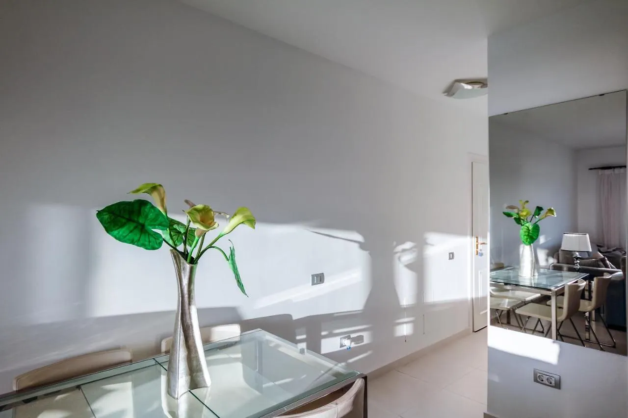 Golf View Apartment - Stunning Ocean View Golf Del Sur San Miguel de Abona